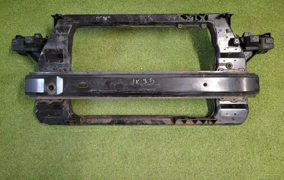 Hyundai ix35 Radiator support slam panel