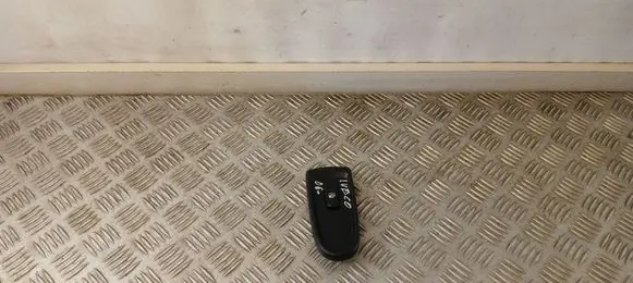 Iveco Daily 35 - 40.10 Electric window control switch 5801304492