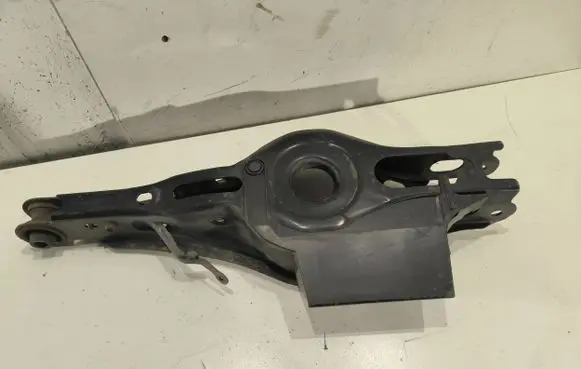 Toyota RAV 4 (XA50) Rear upper control arm/wishbone