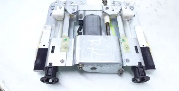 Volkswagen Phaeton Seat adjustment motor 0130002909 2892900827107 009893658
