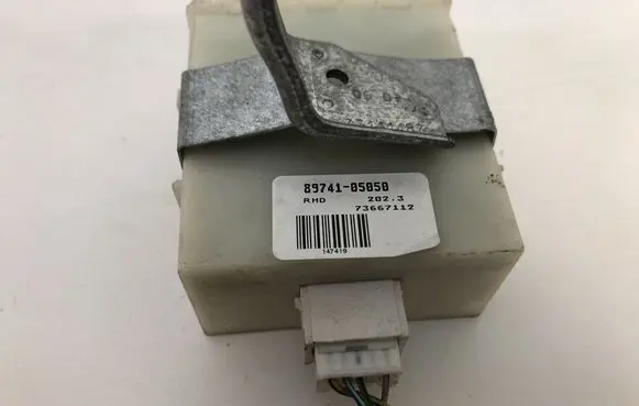 Toyota Avensis T250 Door central lock control unit/module 8974105050 T258974105050