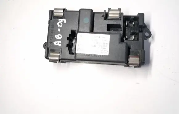 Audi A6 S6 C6 4F Heater blower motor/fan resistor 4F0820521A 4F0910521