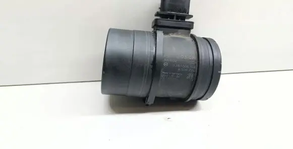 BMW X1 E84 Mass air flow meter 0281006146 8509724