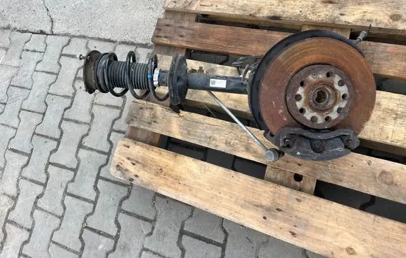 Volkswagen Golf VII Front shock absorber/damper 5Q0413023GQ 166VWAHHM113S