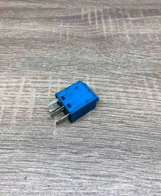 Ford Mondeo MK II Other relay 96FG19W572AA