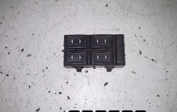 Ford Mondeo Mk III Other switches/knobs/shifts S7T14A132BA