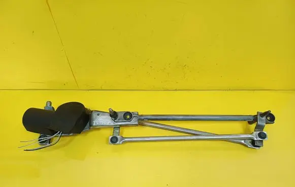 Ford Focus Front wiper linkage and motor 