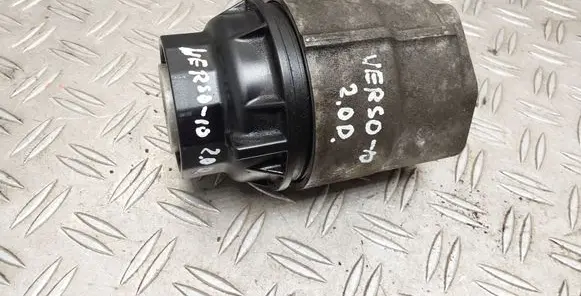 Toyota Verso Oil filter cover 