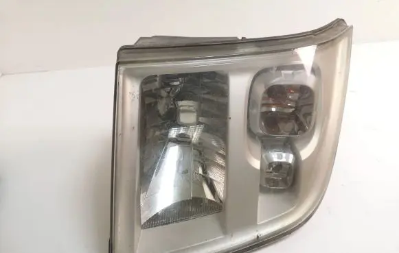 Ford Transit Headlight/headlamp 6C1113W029