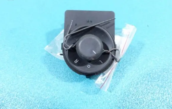 Opel Insignia A Electric window control switch 13271827 IMPRK903248