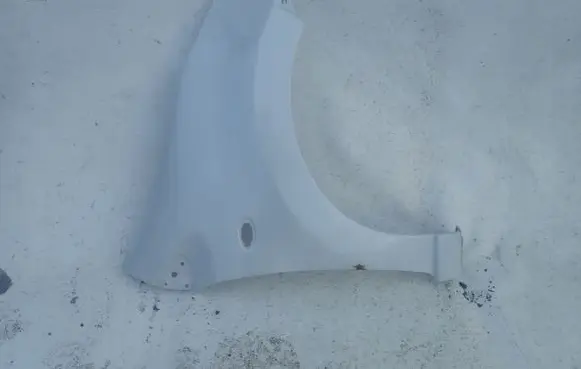 Suzuki Alto Fender