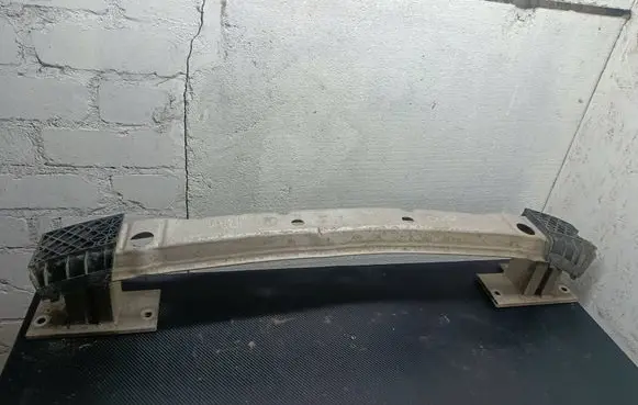 Opel Insignia A Rear bumper cross member 12772411