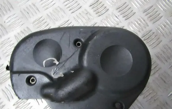 Opel Tigra A Timing belt guard (cover) 90528243 1818197