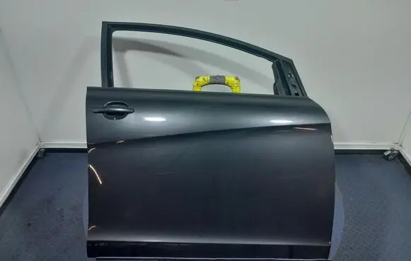 Seat Toledo III (5P) Front door