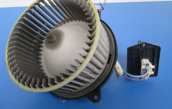 Mazda 323 Heater fan/blower