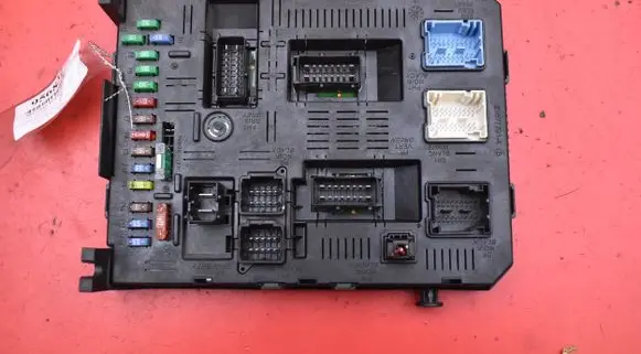 Citroen C5 Fuse box set 21676159-4