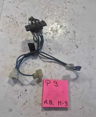 Renault Mascott Heater blower motor/fan resistor 38233