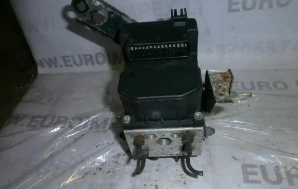 Toyota Yaris ABS Pump 445100D010 0265216852
