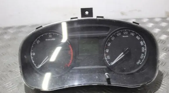 Skoda Fabia Mk2 (5J) Speedometer (instrument cluster) 5J0920801C