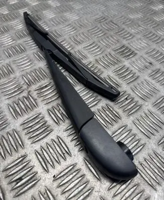 Land Rover Discovery Sport Rear wiper blade arm LR064429
