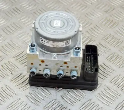 BMW 2 F22 F23 ABS Pump 6891612 10062731701