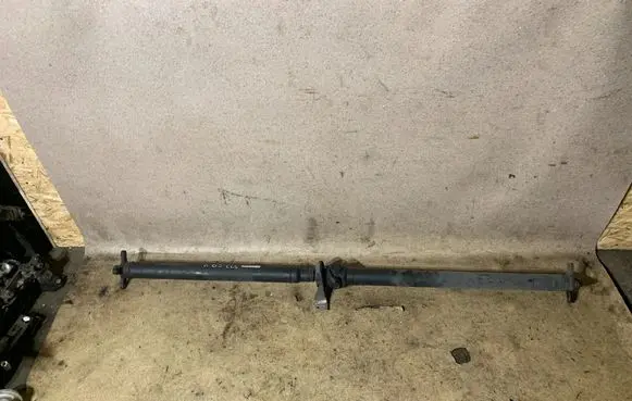 Mercedes-Benz CLS C218 X218 Middle center prop shaft A2129606