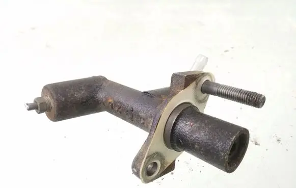 Mazda 6 Clutch master cylinder
