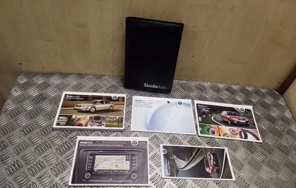 Skoda Octavia Mk2 (1Z) User manual 