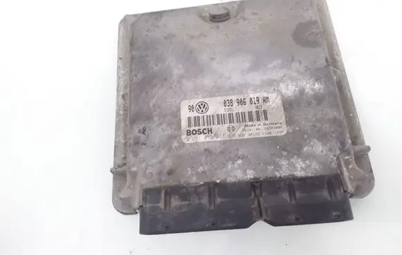 Volkswagen Golf IV Engine control unit/module 038906019AM 0281010091