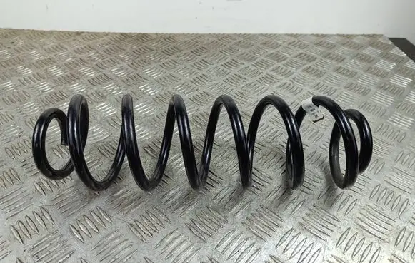 Honda CR-V Rear coil spring 5QF511115