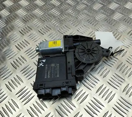 Volvo XC40 Front door window regulator motor 31674758