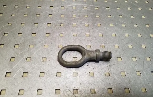Volkswagen Touareg I Towing hook eye 