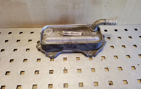 Engine oil radiator