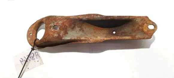 Toyota Avensis T250 Towing hook eye 