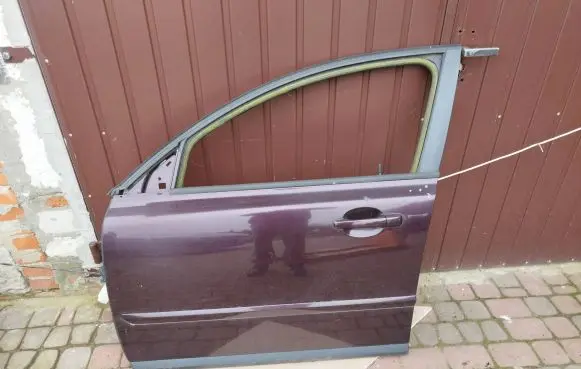 Volvo V50 Front door
