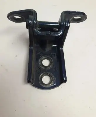 Renault Kadjar Rear door lower hinge A046574 2551R