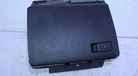 Volkswagen PASSAT B6 Glove box set 