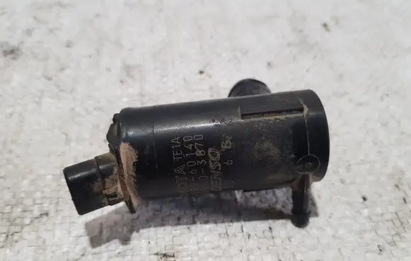 Toyota Avensis Verso Windscreen/windshield washer pump 8533060140