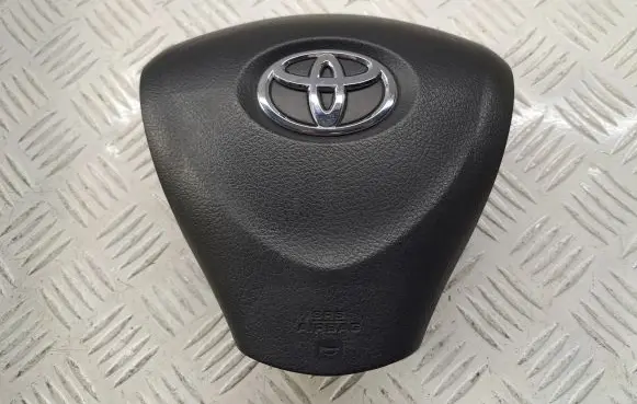 Toyota Auris 150 Steering wheel airbag 4513002290B0 6062481
