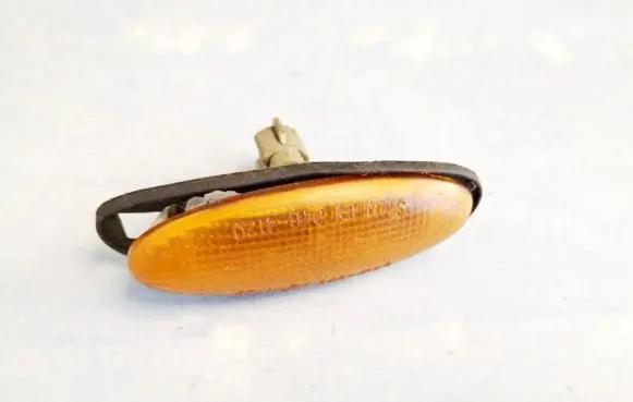 Mazda 2 Front fender indicator light 0464120 046-4120