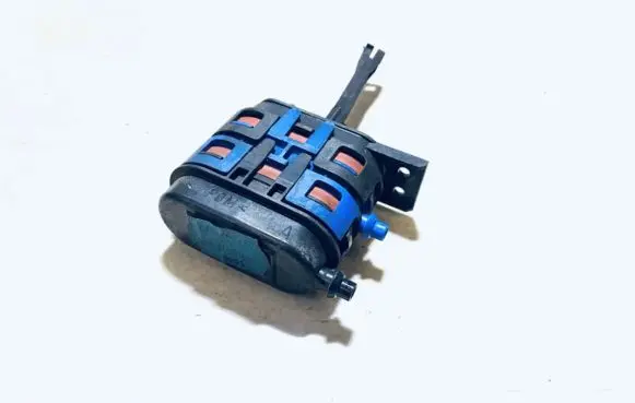 Mercedes-Benz E W210 Central locking vacuum pump 45275