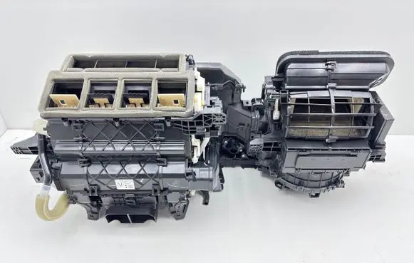 Subaru Outback (BT) Interior heater climate box assembly 72100AN02A