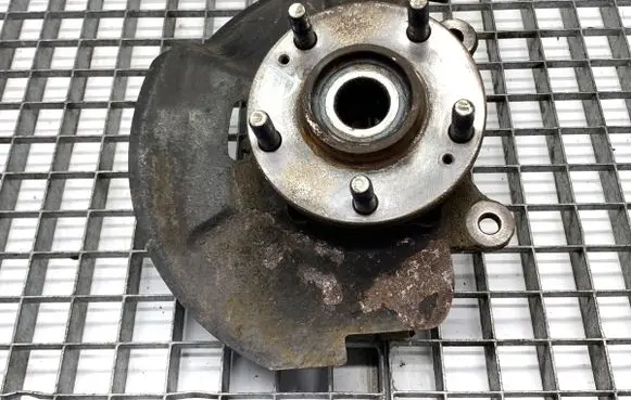 KIA Sportage Front wheel hub spindle knuckle 