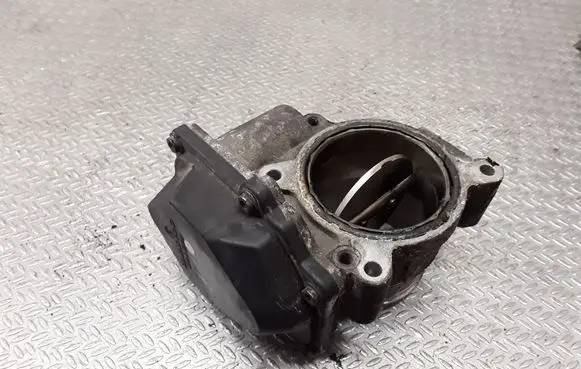 Volkswagen Crafter Throttle valve 076128063A