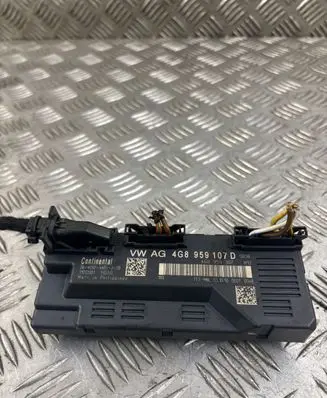 Audi A7 S7 4G Tailgate/trunk control unit/module 4G8959107D