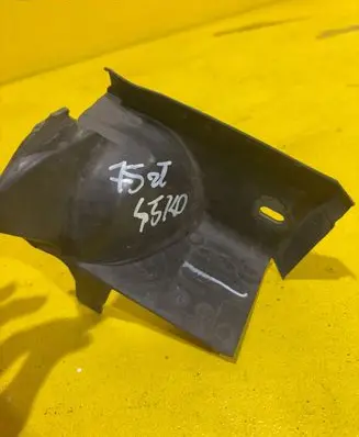 Ford Galaxy Intercooler air guide/duct channel 138KM