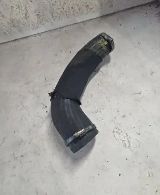 Volvo V70 Intercooler hose/pipe 31338809