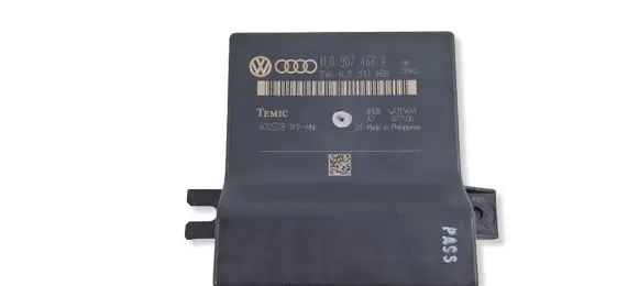 Audi Q7 4L Gateway control module 4L0910468