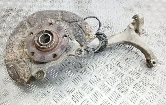 Audi A4 S4 B6 8E 8H Front wheel hub spindle knuckle 