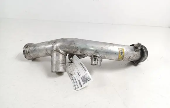 Coolant pipe/hose